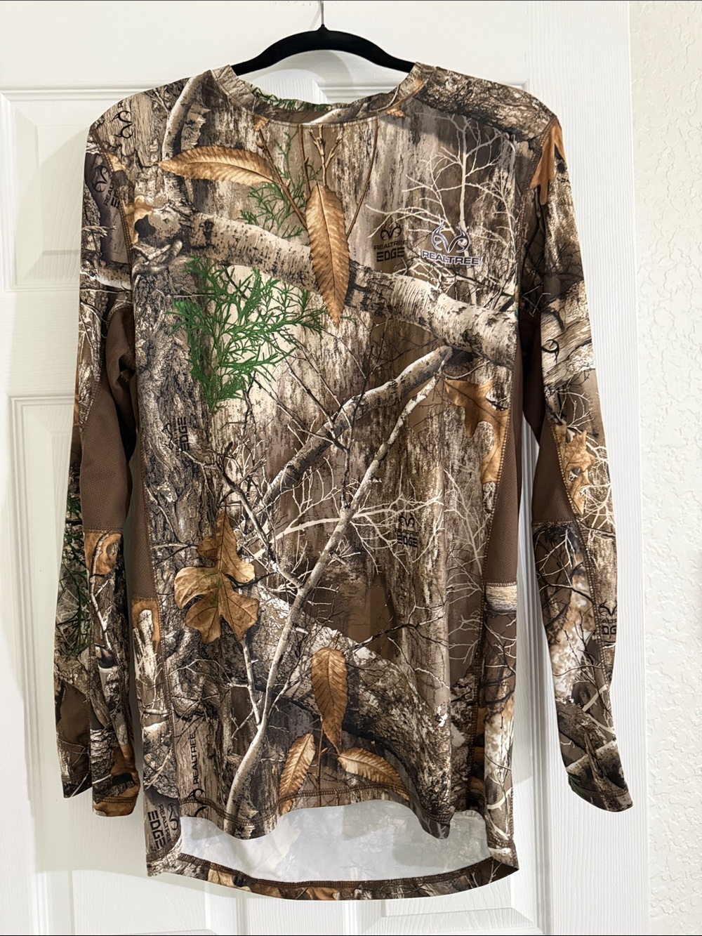 Realtree Long-Sleeve Men's Camo Performance Shirt - Brown/Green